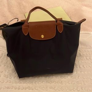 Longchamp medium shoulder tote